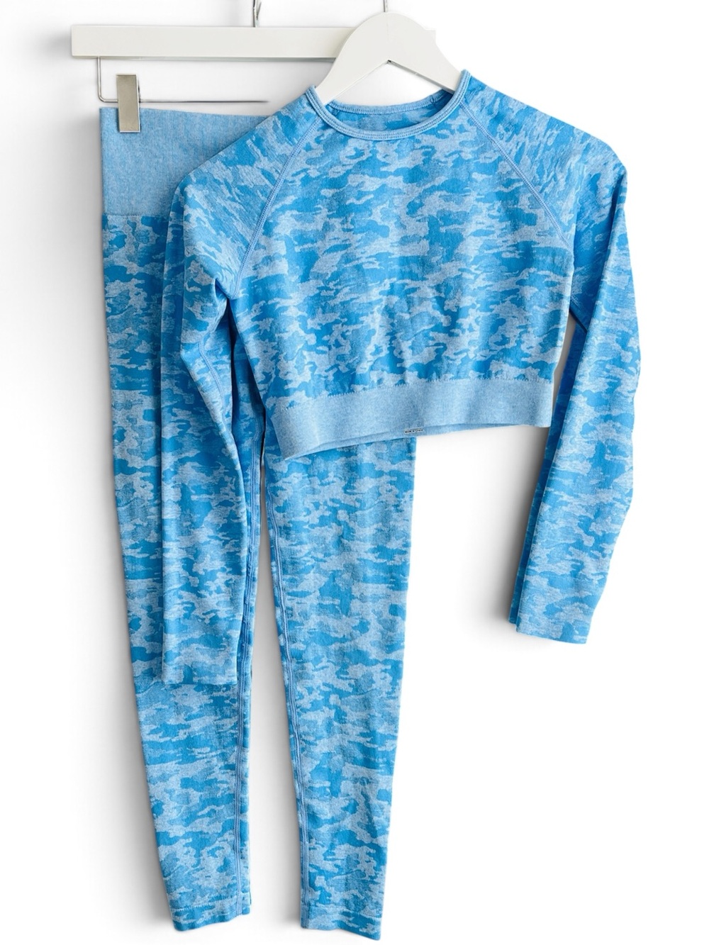 Blue Camo Gym Set - Long Sleeve Crop Top & Leggings Seamless Size M